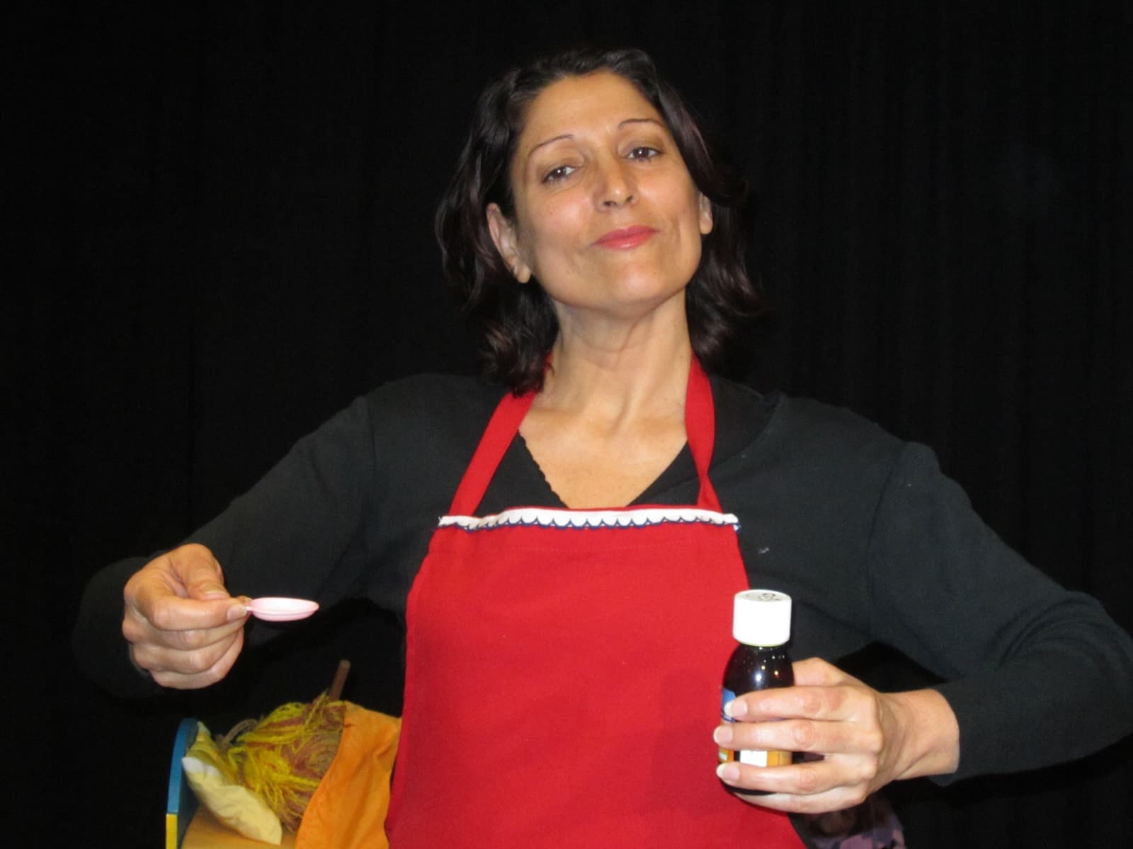 הילדה שלא רצתה לישון לבד - הצגה לגילי 2.5 - 5 (מבוגר מלווה ללא תשלום)