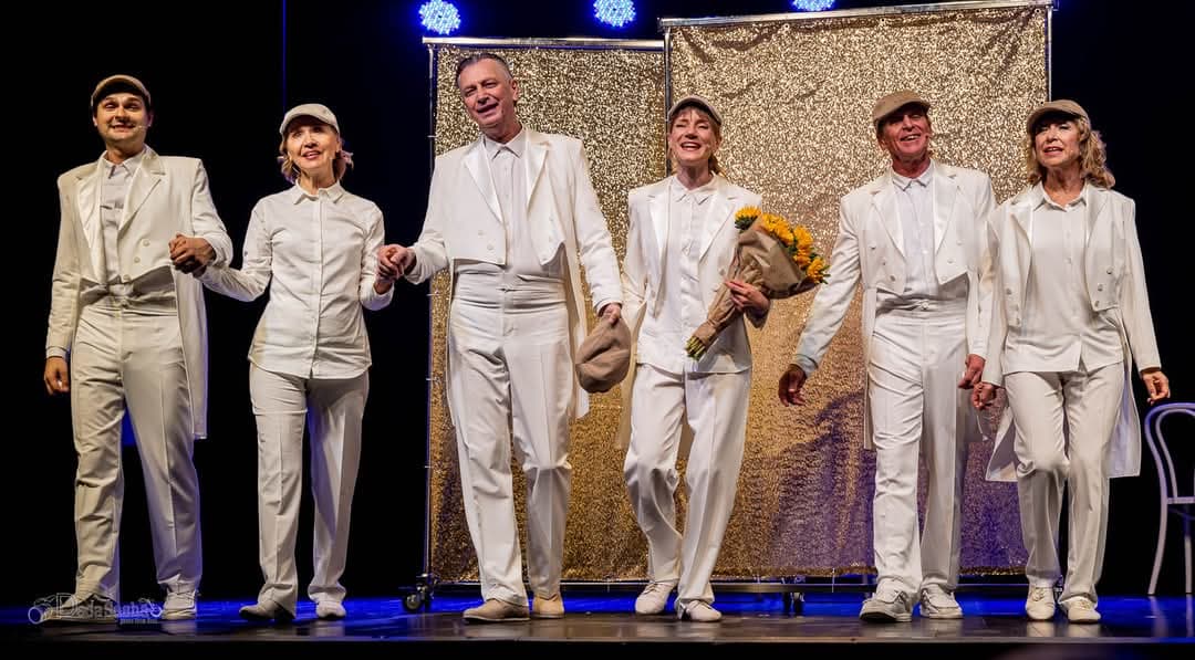 משחקים של אהבה- הצגה בשפה הרוסית