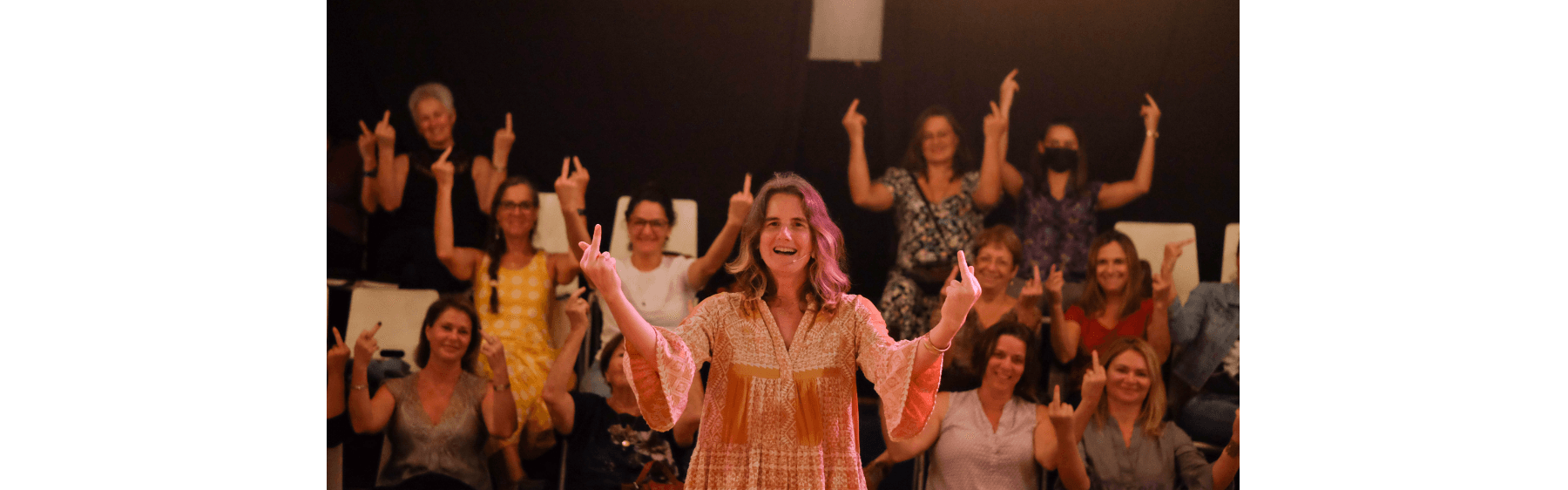 מיכל ליבדינסקי במופע - "גיל ה-FUCK IT"