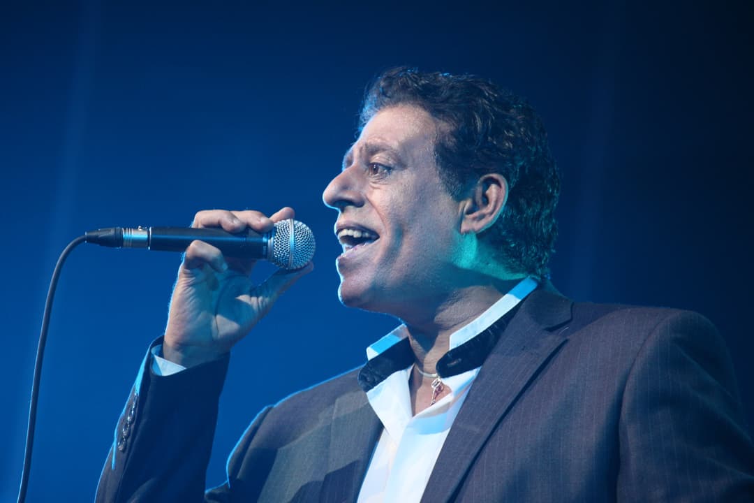 גיל שוחט מארח את שימי תבורי