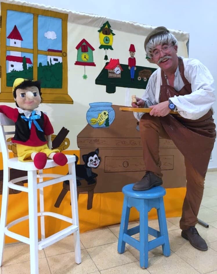 שעת סיפור: "פינוקיו וג'פטו הנגר" - תאטרון שיר
