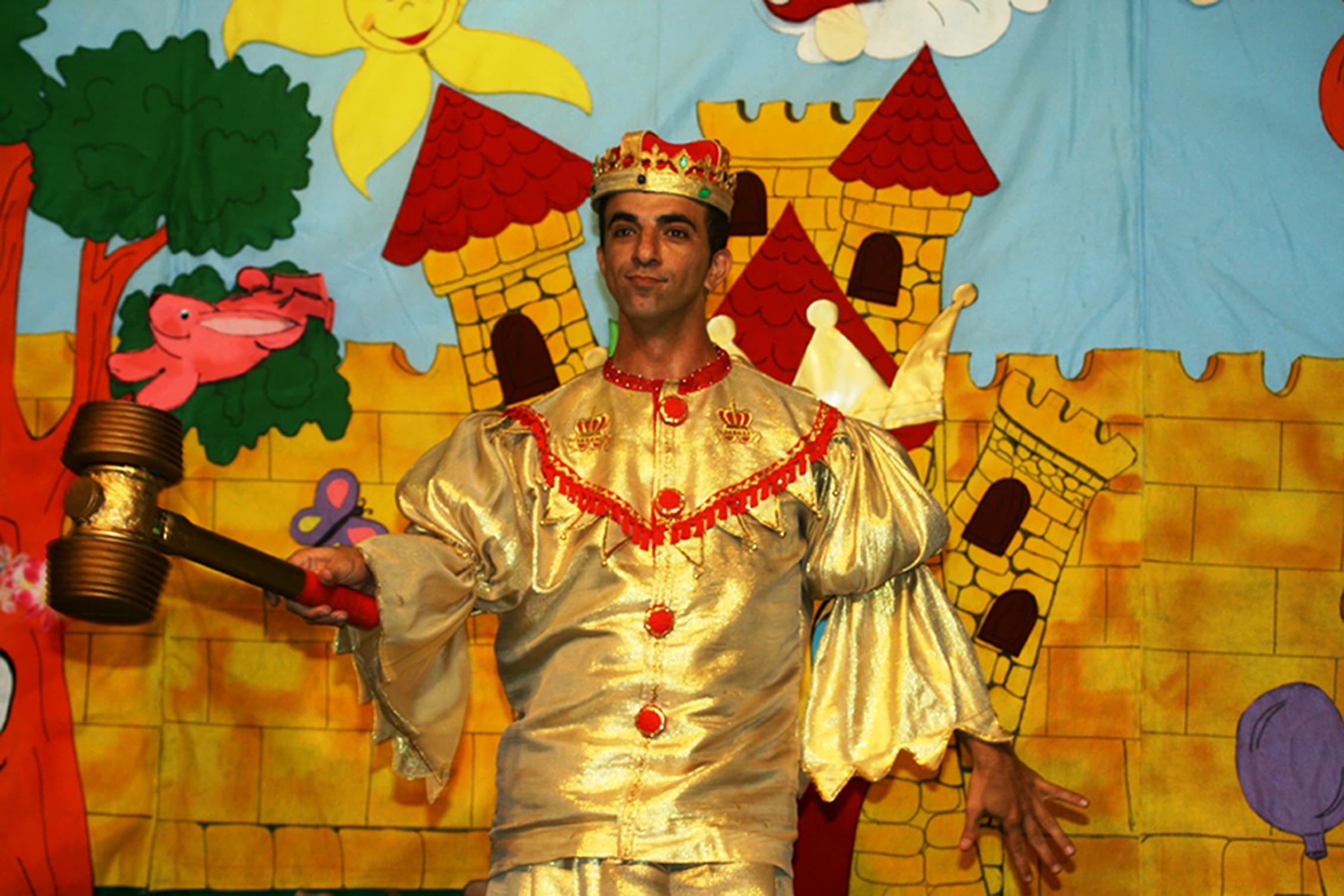 "טיול לארץ הבלבול" - תיאטרון צחוקלה