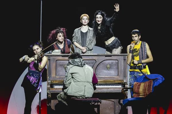 מישהו לרוץ איתו (ת. גשר)