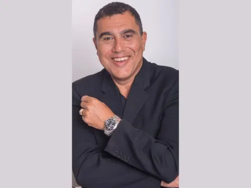 הפוגת זמר בבוקר – הזמר יהודה אליאס