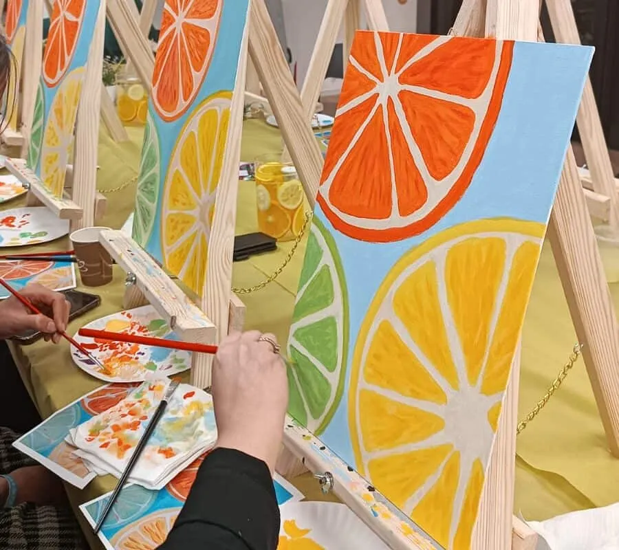 סדנת PAINT PARTY – יצירת ציור על קנבס