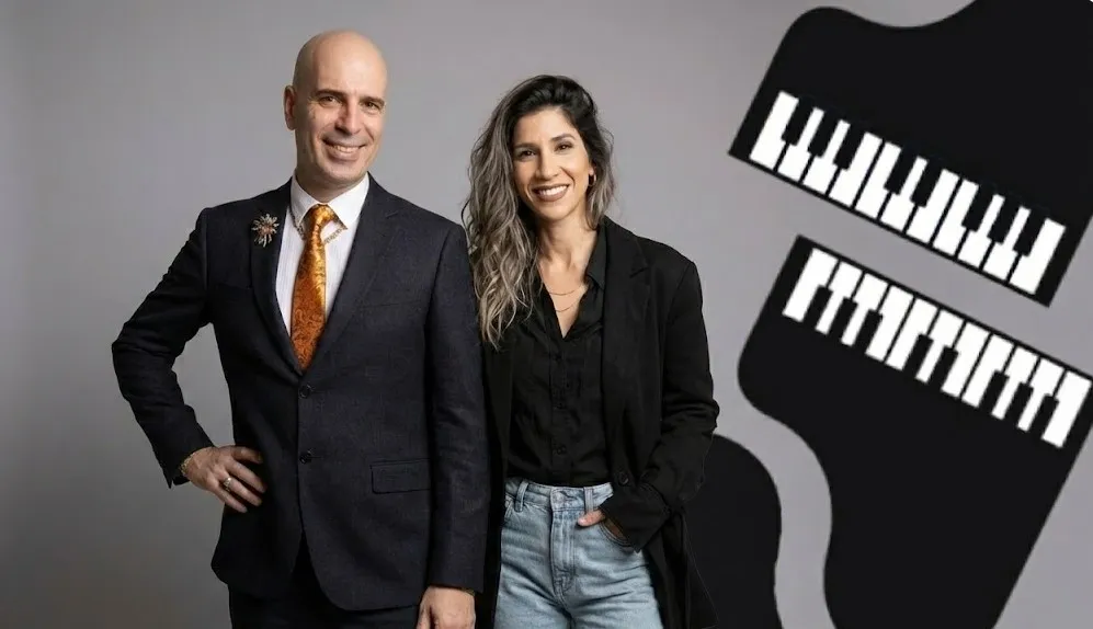 גיל שוחט 2 - "ליום הזה חיכיתי" המאסטרו מארח את מאיה אברהם