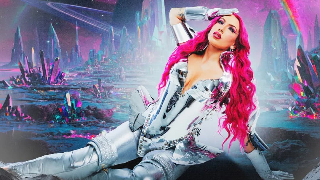 Chrissy Chlapecka - Girl On The Moon UK & EU Tour