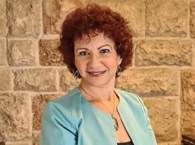 אסתרית בלצן - קלאסיקה במימד אישי 2025-2026