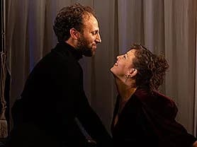 שלישייה במי במול - תיאטרון ניקו ניתאי